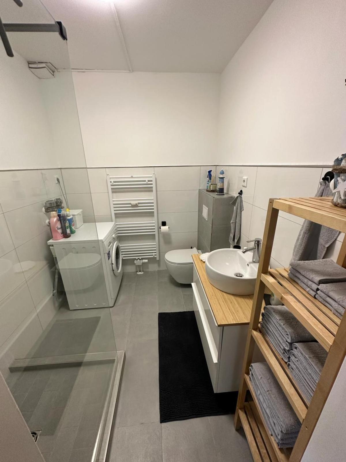 One100 I Appartement Lange Auszeit Bremerhaven Bagian luar foto